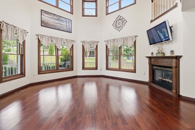 414 Lake Forest Drive, Somerset, KY 42503