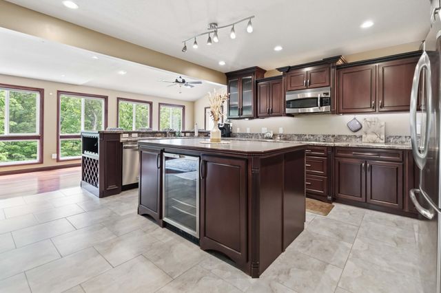 414 Lake Forest Drive, Somerset, KY 42503