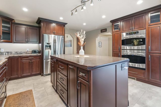 414 Lake Forest Drive, Somerset, KY 42503