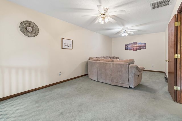 414 Lake Forest Drive, Somerset, KY 42503