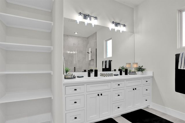 7637 County Road 1052, Celeste, TX 75423