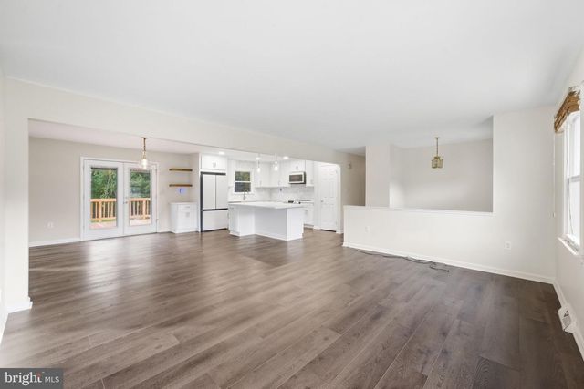 11567 DEER LN, La Plata, MD 20646