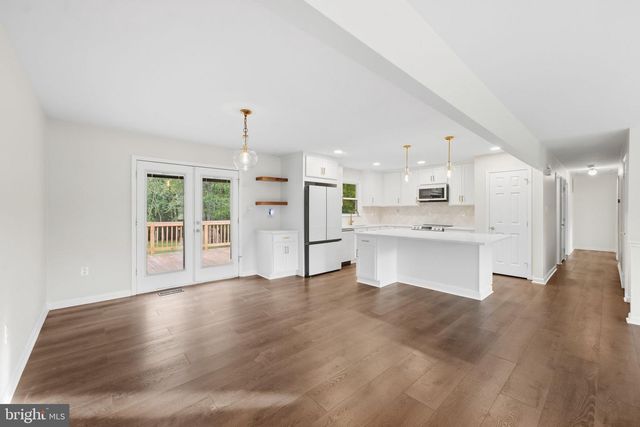 11567 DEER LN, La Plata, MD 20646