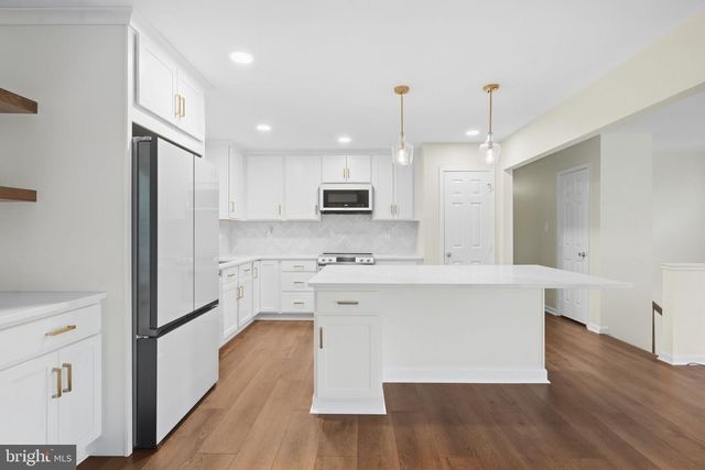 11567 DEER LN, La Plata, MD 20646