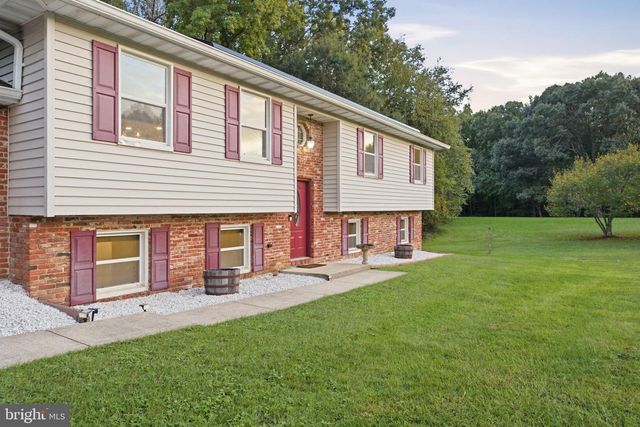 11567 DEER LN, La Plata, MD 20646