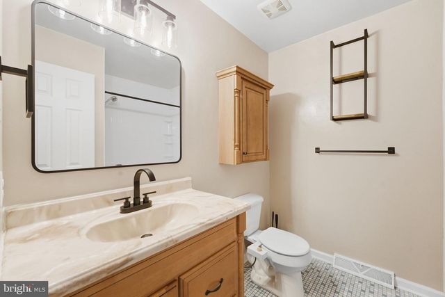 11567 DEER LN, La Plata, MD 20646