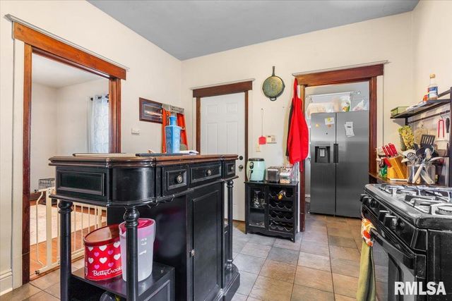 236 N English Avenue, Springfield, IL 62702