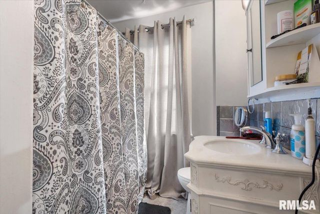 236 N English Avenue, Springfield, IL 62702