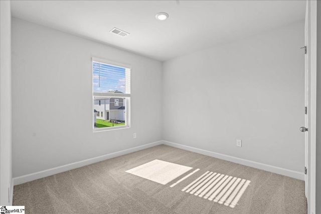 668 Cozy Bluff Road, Spartanburg, SC 29301