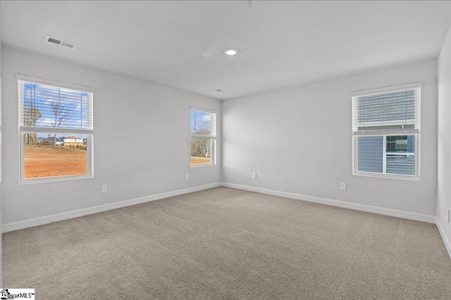 668 Cozy Bluff Road, Spartanburg, SC 29301