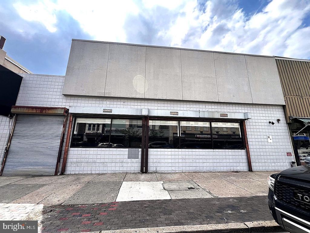 5612-5614 N 5TH ST, Philadelphia, PA 19120