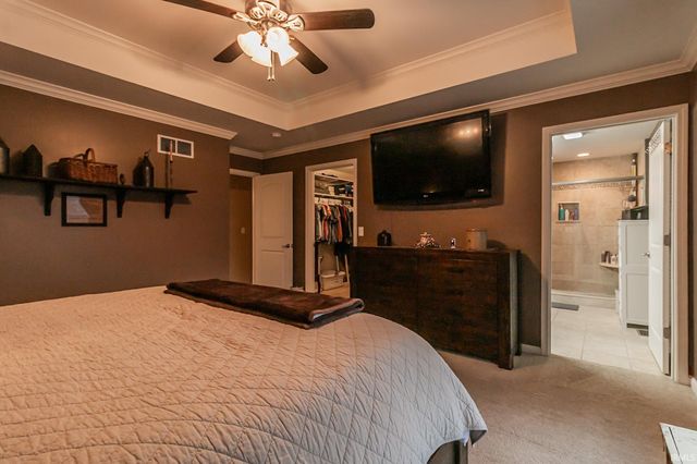 424 Knollview Drive, Evansville, IN 47711