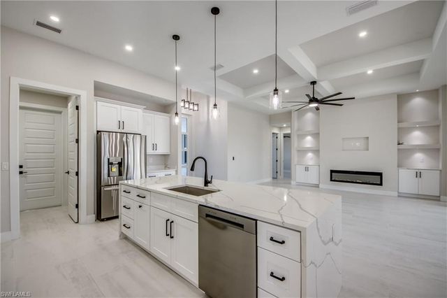 3812 Embers PKWY W, Cape Coral, FL 33993