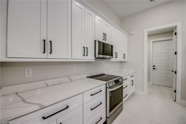 3812 Embers PKWY W, Cape Coral, FL 33993