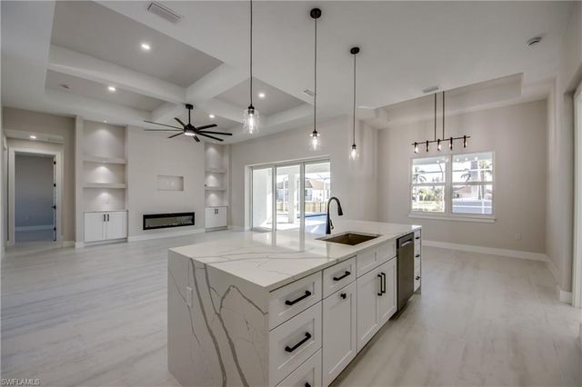 3812 Embers PKWY W, Cape Coral, FL 33993