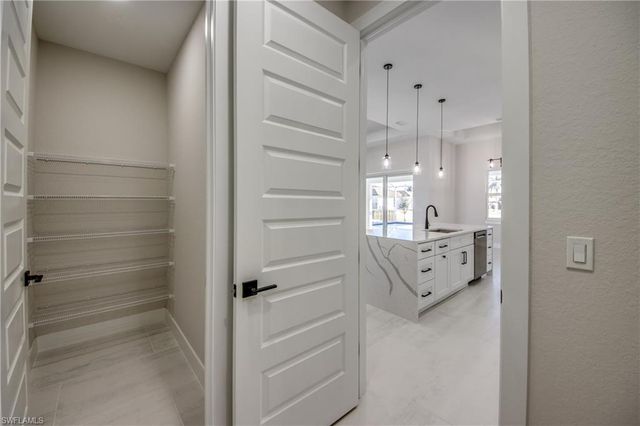 3812 Embers PKWY W, Cape Coral, FL 33993