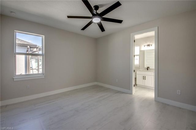 3812 Embers PKWY W, Cape Coral, FL 33993