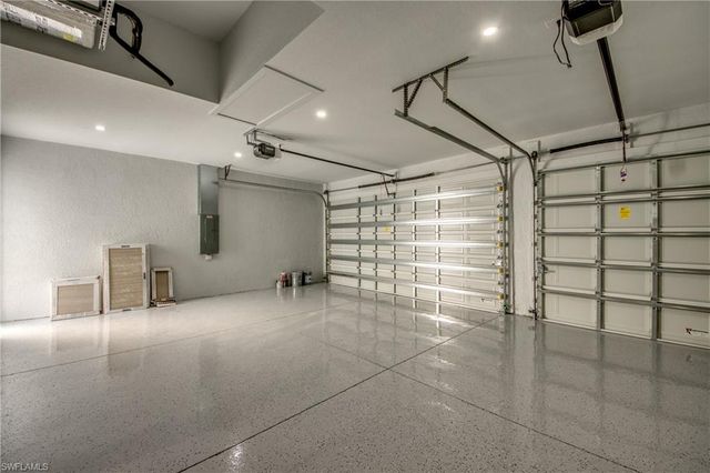 3812 Embers PKWY W, Cape Coral, FL 33993