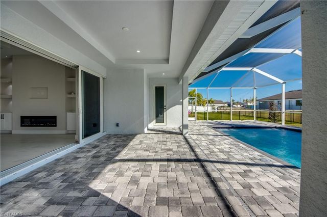 3812 Embers PKWY W, Cape Coral, FL 33993