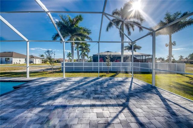 3812 Embers PKWY W, Cape Coral, FL 33993