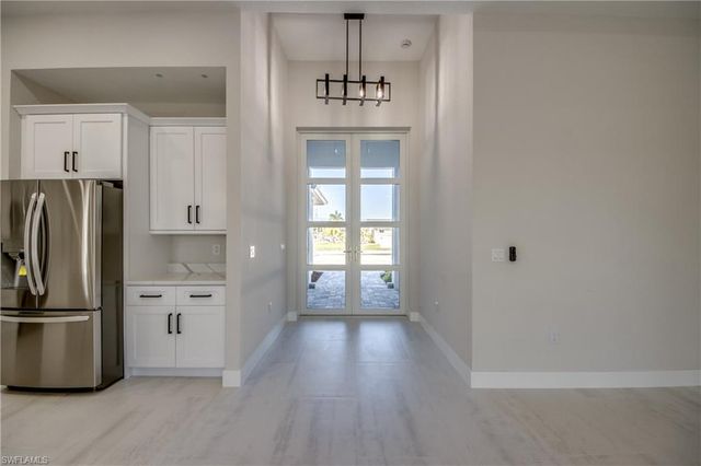 3812 Embers PKWY W, Cape Coral, FL 33993