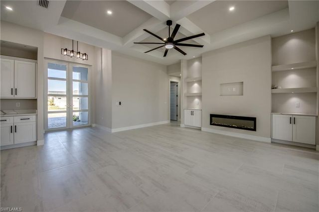 3812 Embers PKWY W, Cape Coral, FL 33993