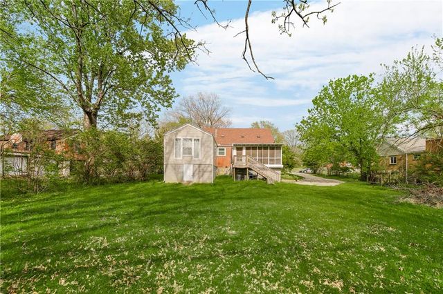 2938 N 70th Terrace, Kansas City, KS 66109