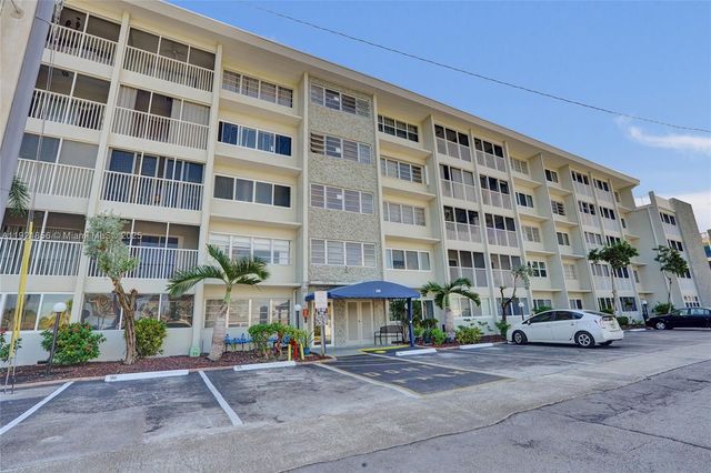 330 SE 2nd St 404E, Hallandale Beach, FL 33009