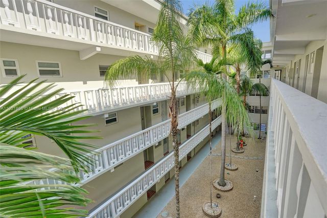 330 SE 2nd St 404E, Hallandale Beach, FL 33009