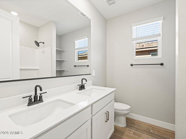 326 W FLATIRON Trail, Apache Junction, AZ 85120