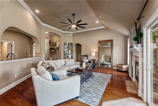 3802 NE Oaktrace Avenue, Bentonville, AR 72712