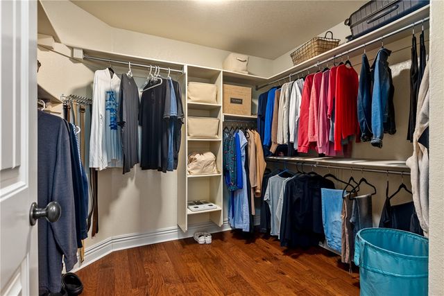 3802 NE Oaktrace Avenue, Bentonville, AR 72712