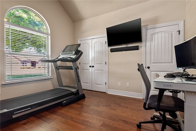 3802 NE Oaktrace Avenue, Bentonville, AR 72712