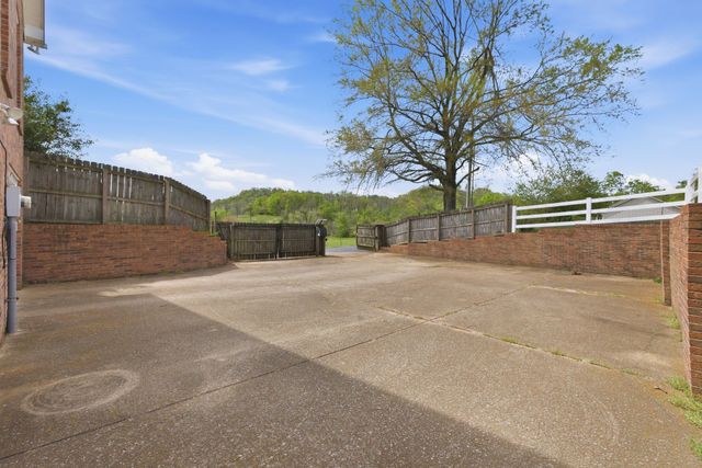 2149 Mooresville Pike, Culleoka, TN 38451
