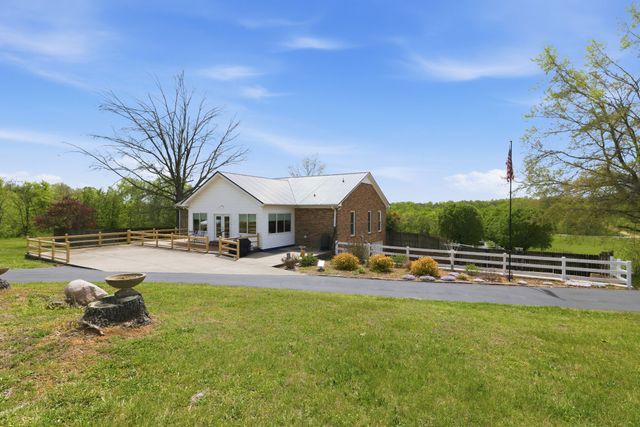 2149 Mooresville Pike, Culleoka, TN 38451