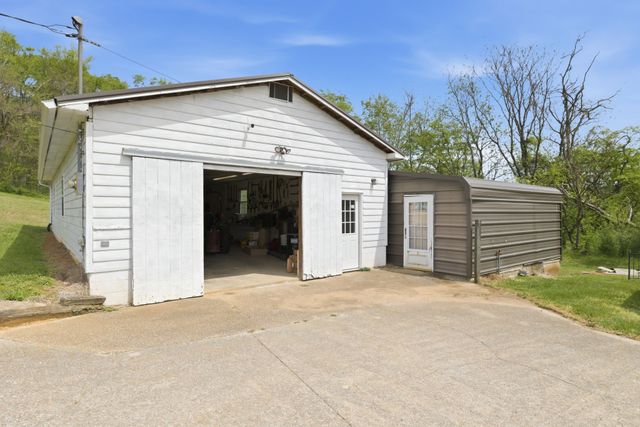 2149 Mooresville Pike, Culleoka, TN 38451