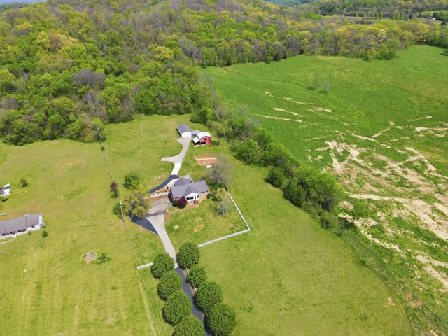 2149 Mooresville Pike, Culleoka, TN 38451