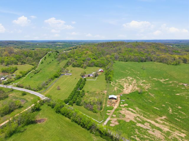 2149 Mooresville Pike, Culleoka, TN 38451