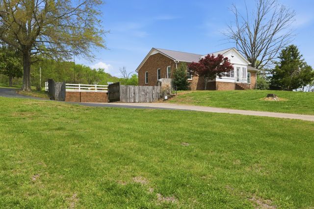 2149 Mooresville Pike, Culleoka, TN 38451