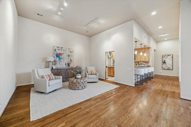 2702 S Glen Haven Boulevard, Houston, TX 77025