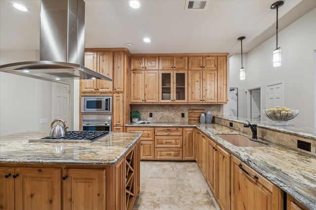 2702 S Glen Haven Boulevard, Houston, TX 77025