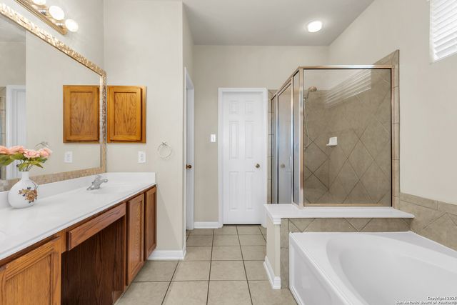 23023 Fairway Brg, San Antonio, TX 78258