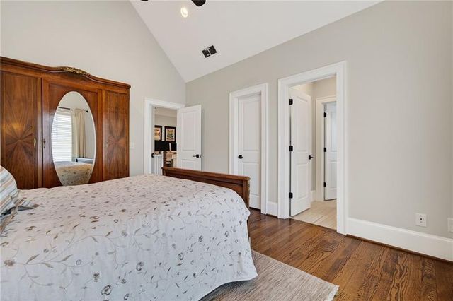 750 Yorkshire Road N, Atlanta, GA 30306