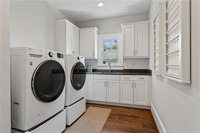 750 Yorkshire Road N, Atlanta, GA 30306