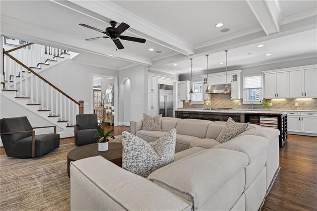 750 Yorkshire Road N, Atlanta, GA 30306
