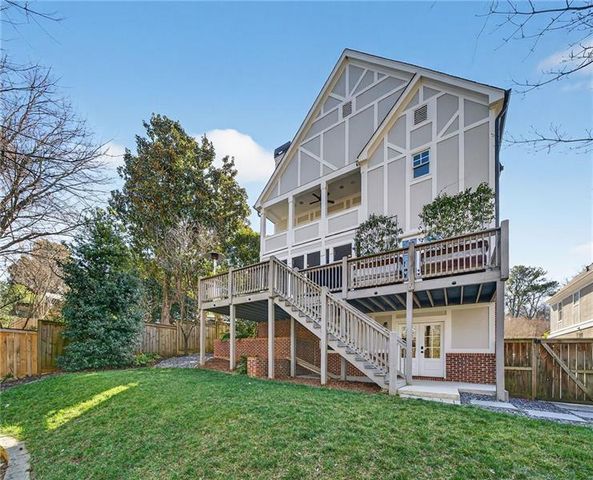 750 Yorkshire Road N, Atlanta, GA 30306
