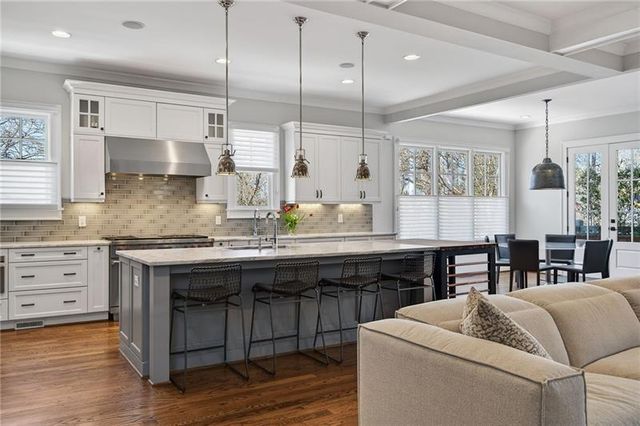750 Yorkshire Road N, Atlanta, GA 30306