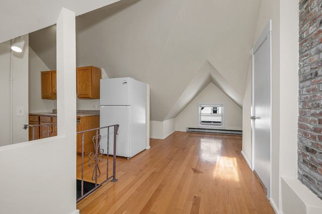61 Marlborough Street 6, Lowell, MA 01851