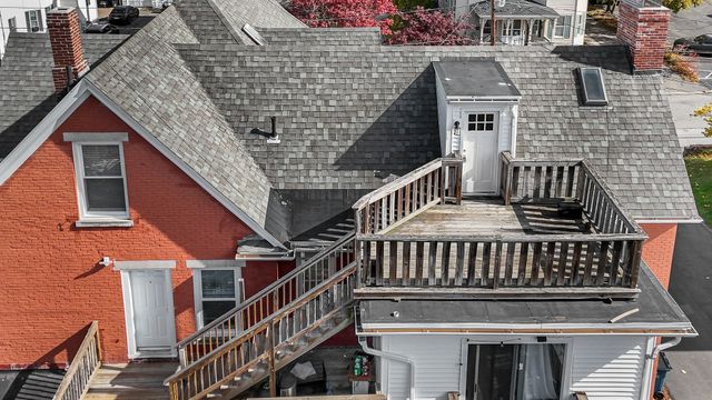 61 Marlborough Street 6, Lowell, MA 01851