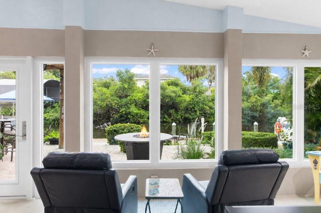 810 25TH AVENUE W, Palmetto, FL 34221